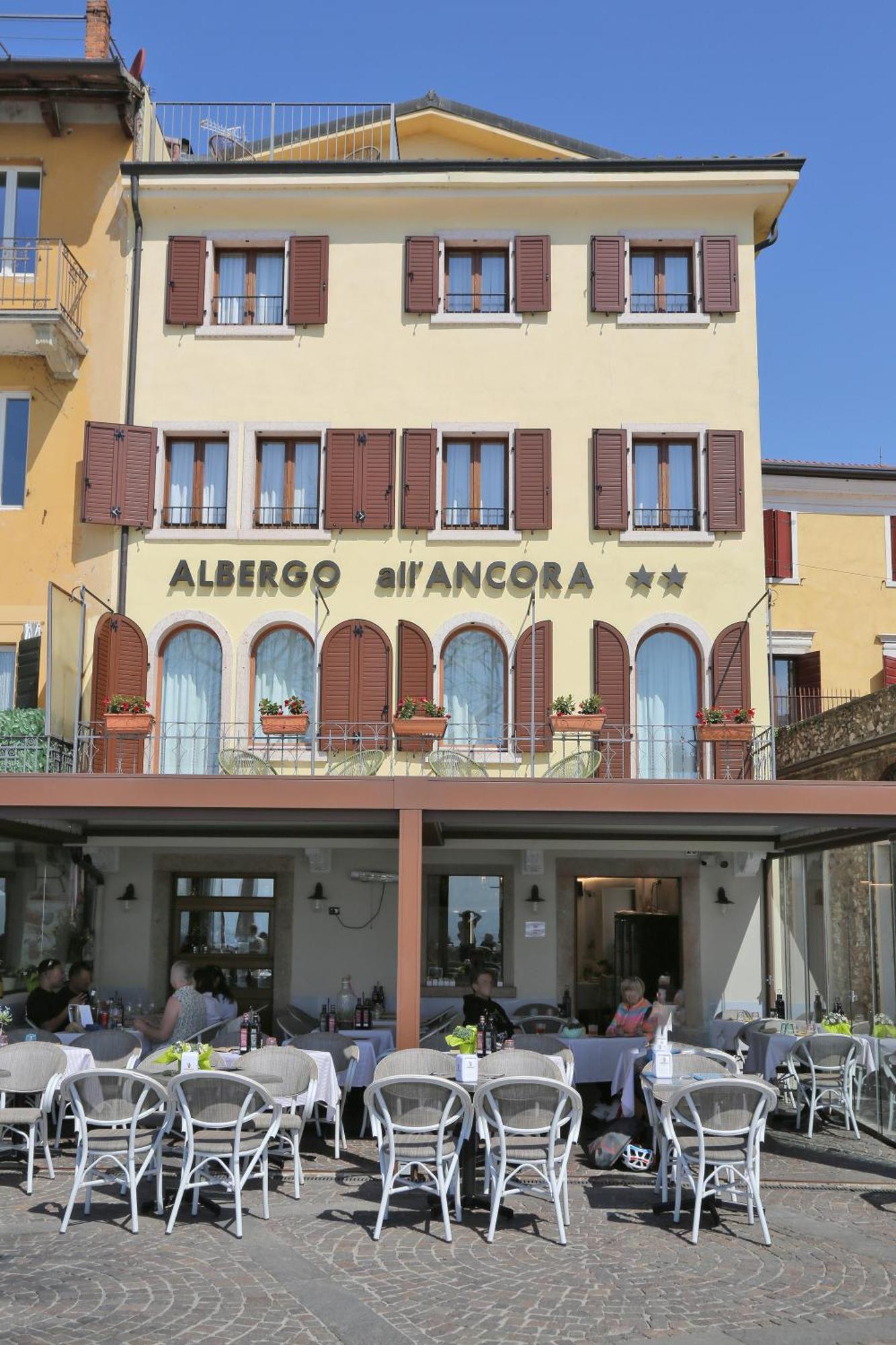 Albergo All'Ancora การ์ดา ภายนอก รูปภาพ