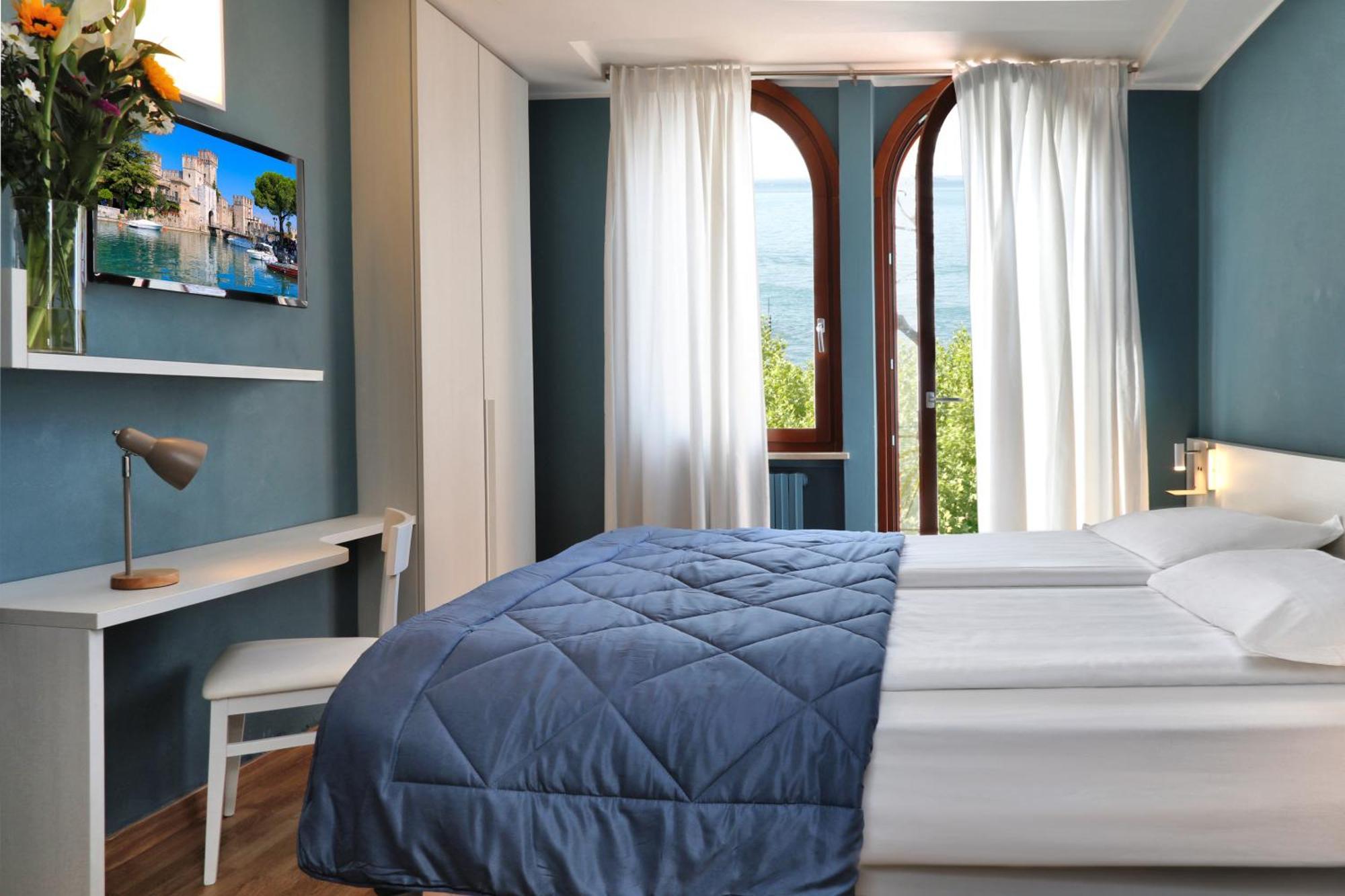 Albergo All'Ancora การ์ดา ภายนอก รูปภาพ
