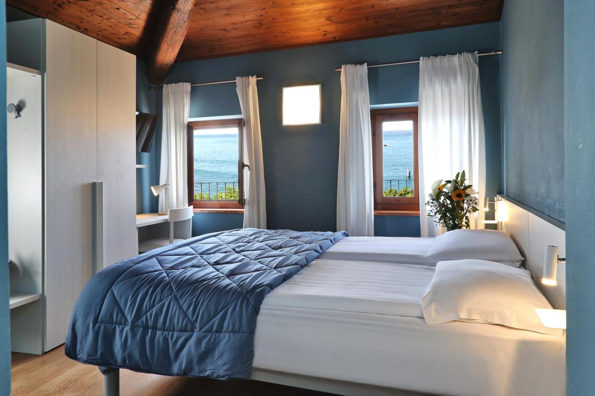 Albergo All'Ancora การ์ดา ภายนอก รูปภาพ
